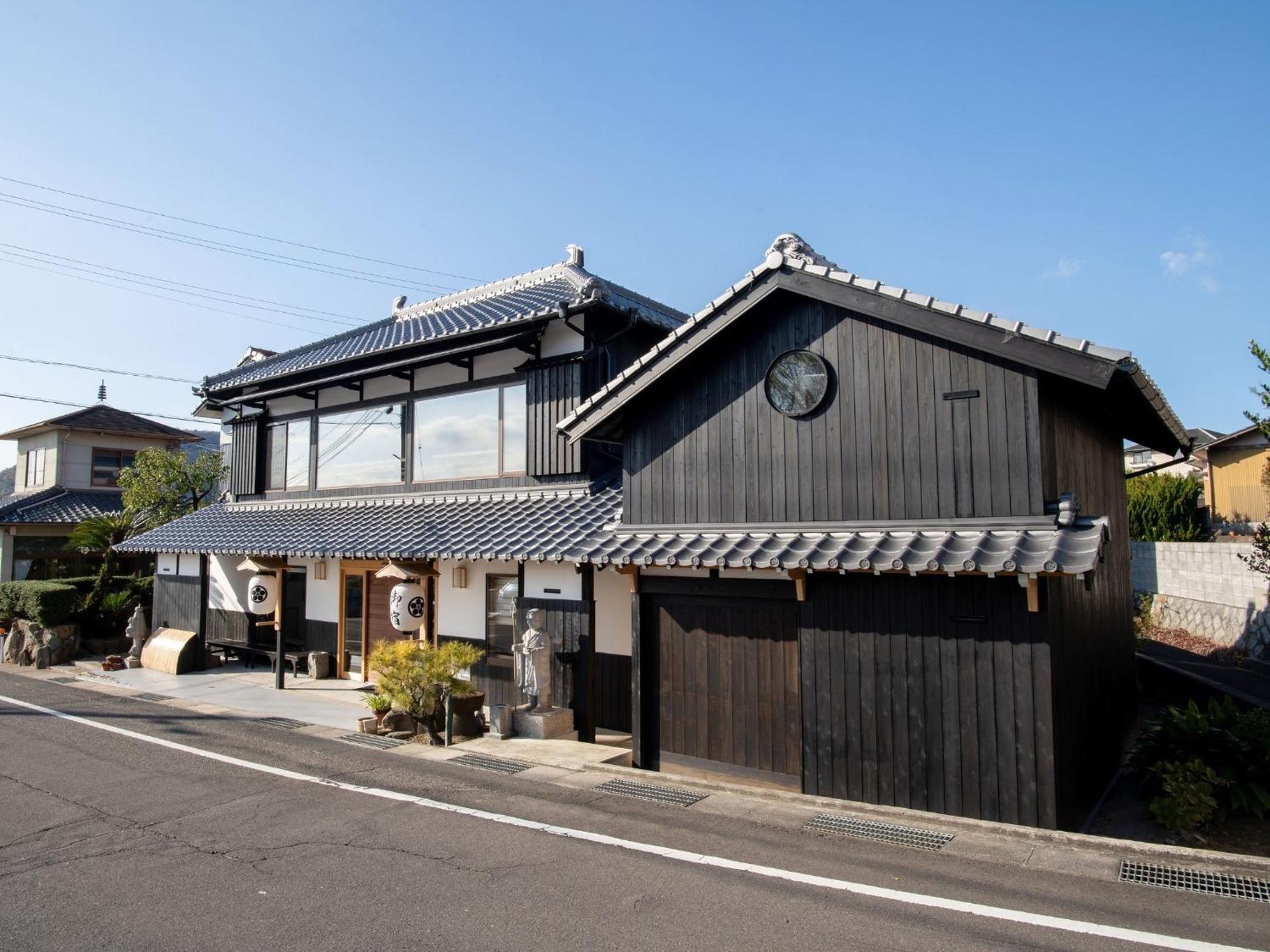 Takayanagi Ryokan - Vacation Stay 88528V Такамацу Екстериор снимка